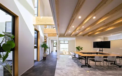 アーキテックスの本社はSE 構法による木造3階建てです